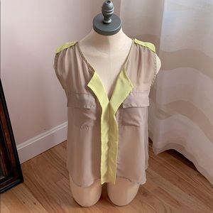 Sheer Pocket sleeveless top